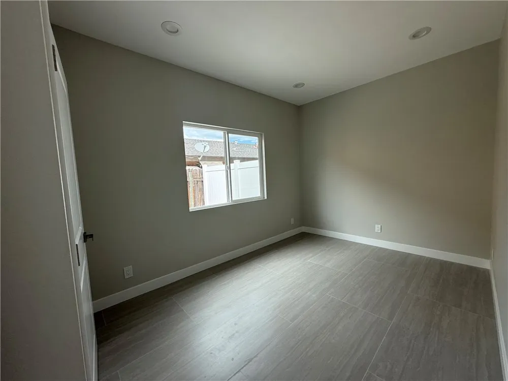 323 S Kroeger Street #B Anaheim, CA 92805