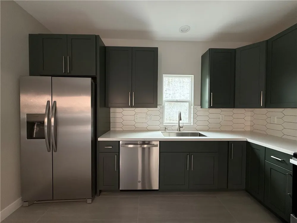 323 S Kroeger Street #B Anaheim, CA 92805