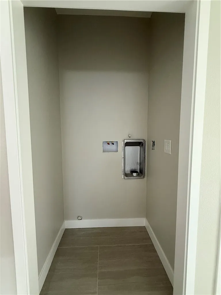 323 S Kroeger Street #B Anaheim, CA 92805