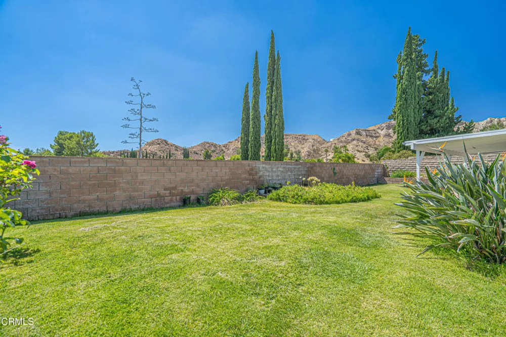 30315 Honeysuckle Hill Drive Santa Clarita, CA 91387