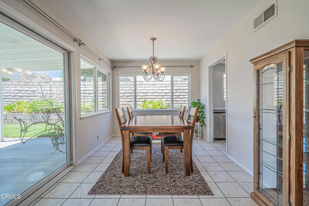 30315 Honeysuckle Hill Drive Santa Clarita, CA 91387