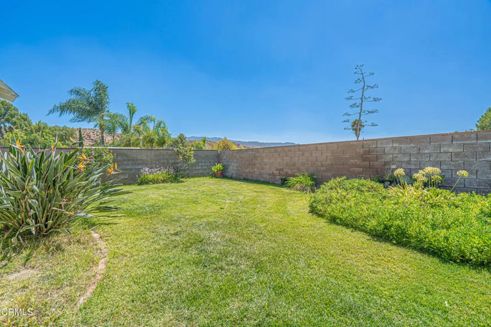 30315 Honeysuckle Hill Drive Santa Clarita, CA 91387