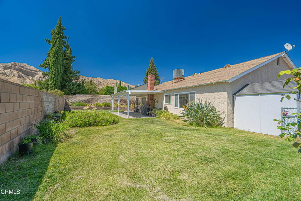 30315 Honeysuckle Hill Drive Santa Clarita, CA 91387