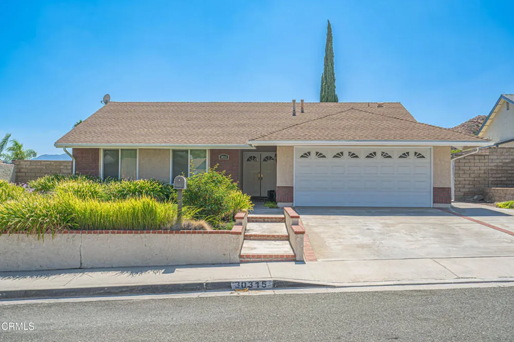 30315 Honeysuckle Hill Drive Santa Clarita, CA 91387