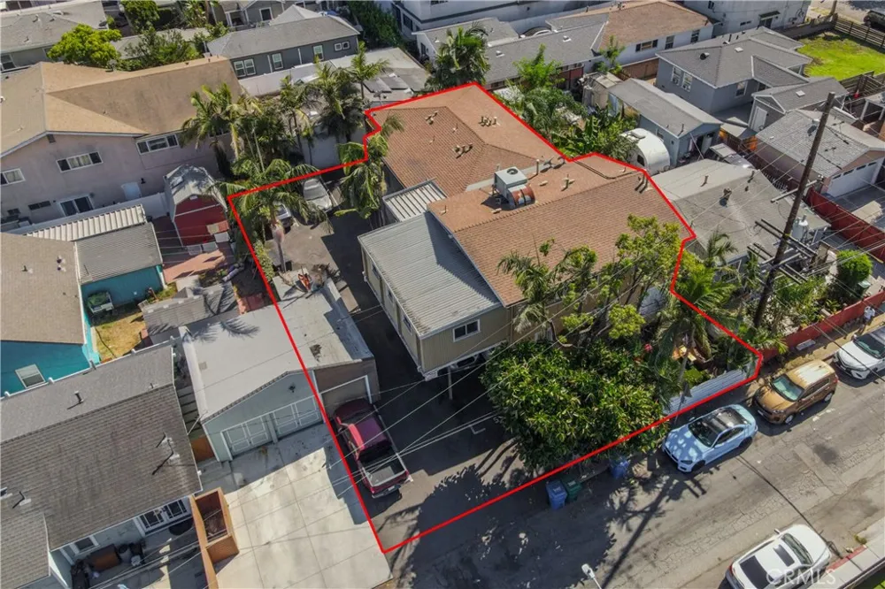 3622 E 11th Long Beach, CA 90804