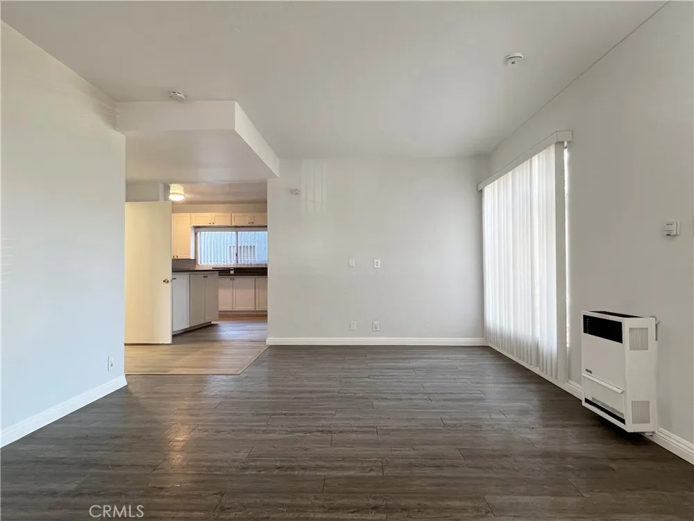 3622 E 11th Long Beach, CA 90804