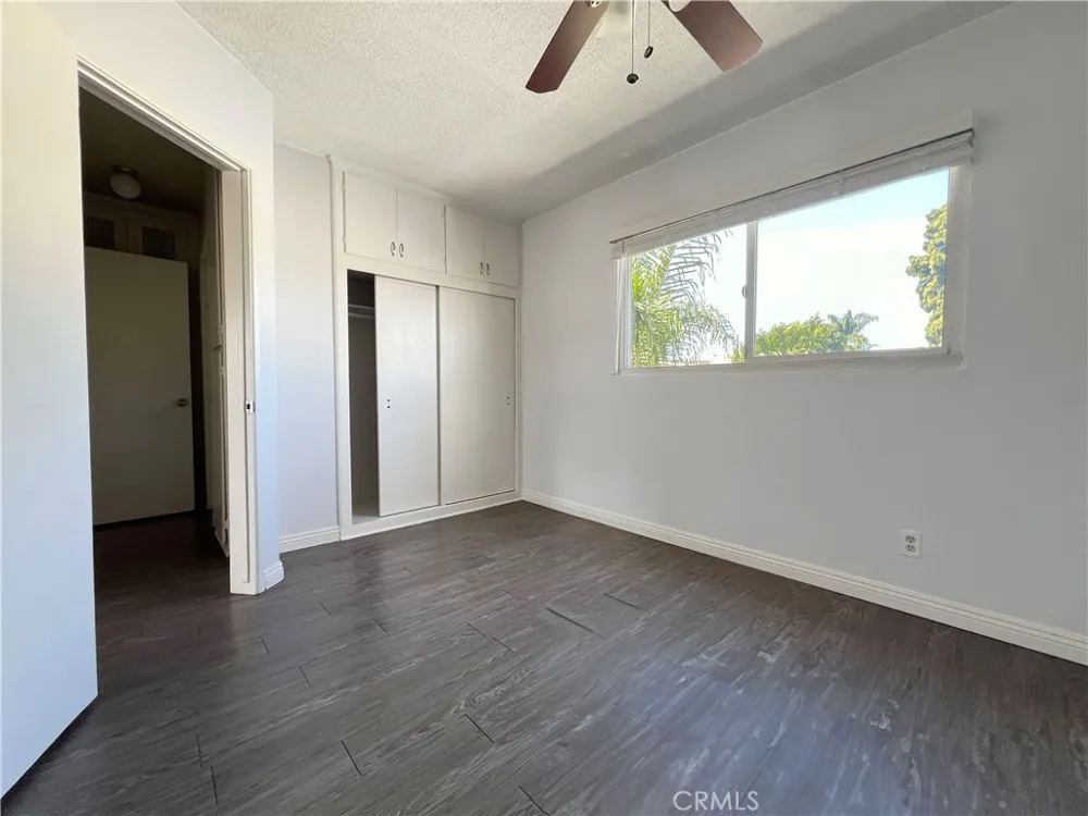 3622 E 11th Long Beach, CA 90804