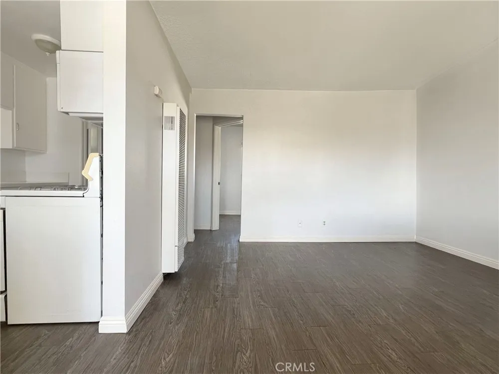 3622 E 11th Long Beach, CA 90804