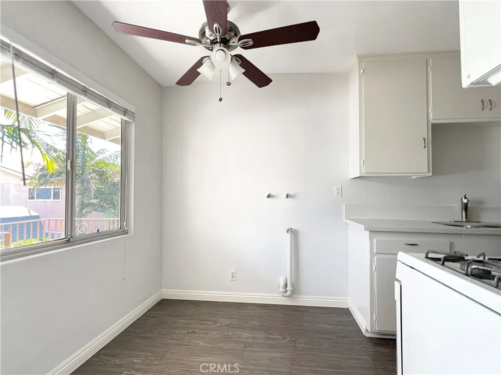 3622 E 11th Long Beach, CA 90804