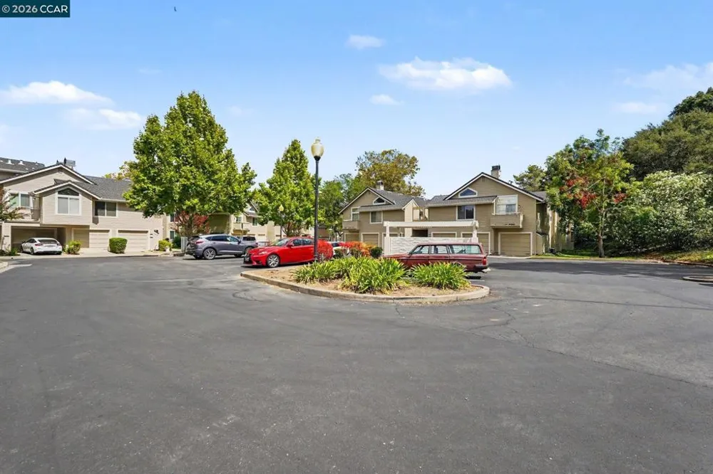 116 Whaler Cir Hercules, CA 94547
