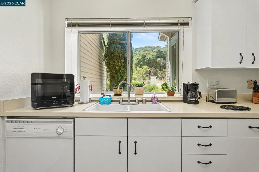 116 Whaler Cir Hercules, CA 94547