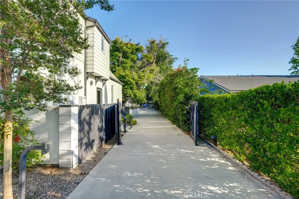 3216 San Pasqual Street Pasadena, CA 91107