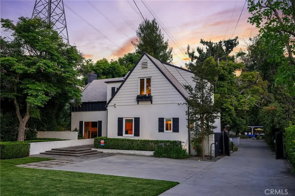 3216 San Pasqual Street Pasadena, CA 91107