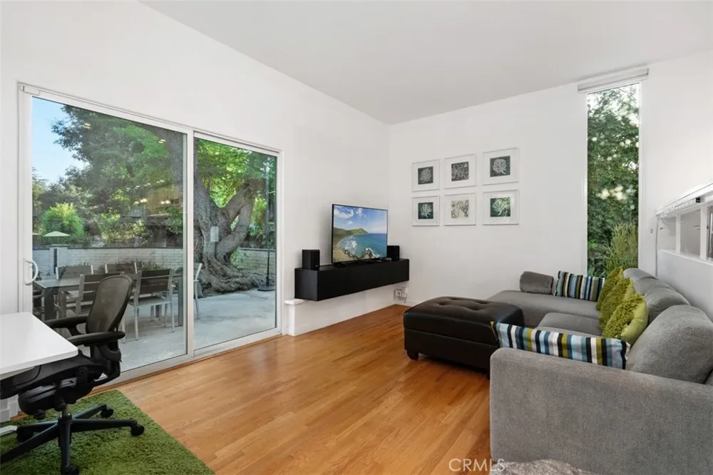 3216 San Pasqual Street Pasadena, CA 91107