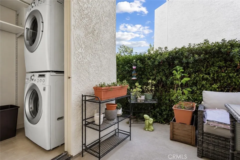 5534 Las Virgenes Road #115 Calabasas, CA 91302