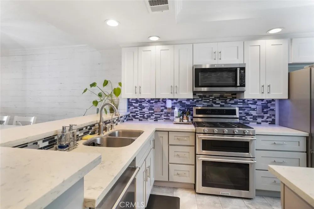5534 Las Virgenes Road #115 Calabasas, CA 91302