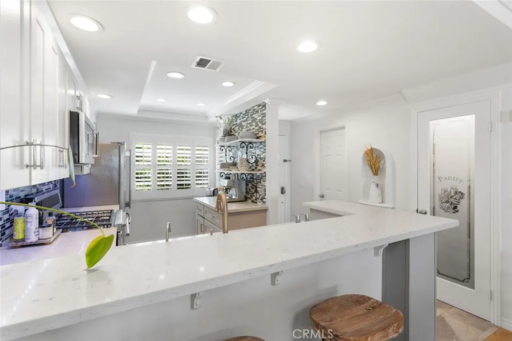 5534 Las Virgenes Road #115 Calabasas, CA 91302