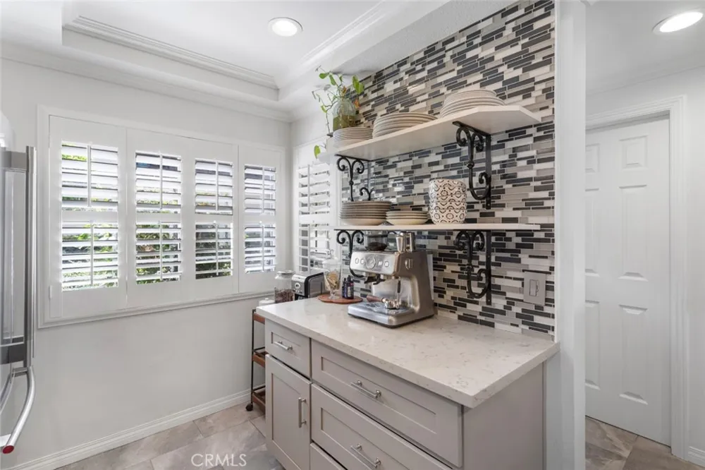 5534 Las Virgenes Road #115 Calabasas, CA 91302