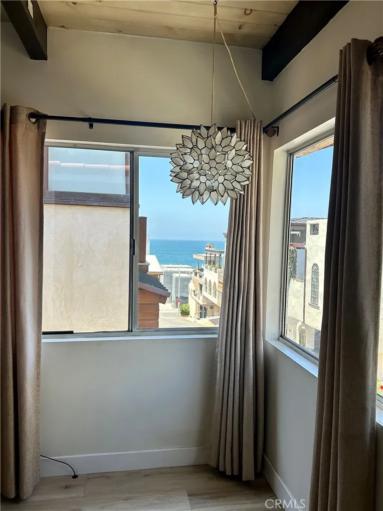 204 18th Place Manhattan Beach, CA 90266