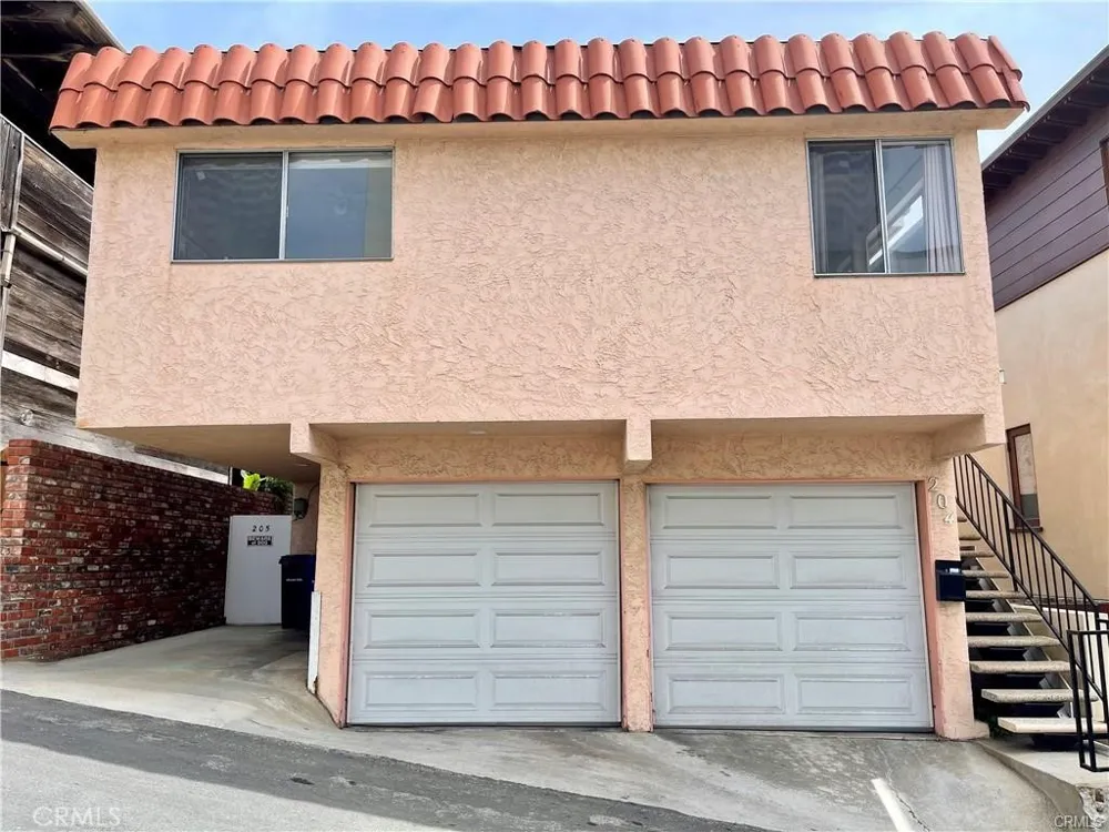 204 18th Place Manhattan Beach, CA 90266