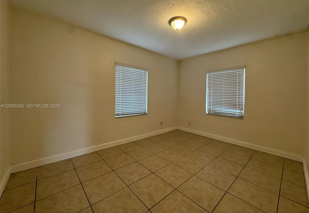 1320 NW 87th St Miami, FL 33147