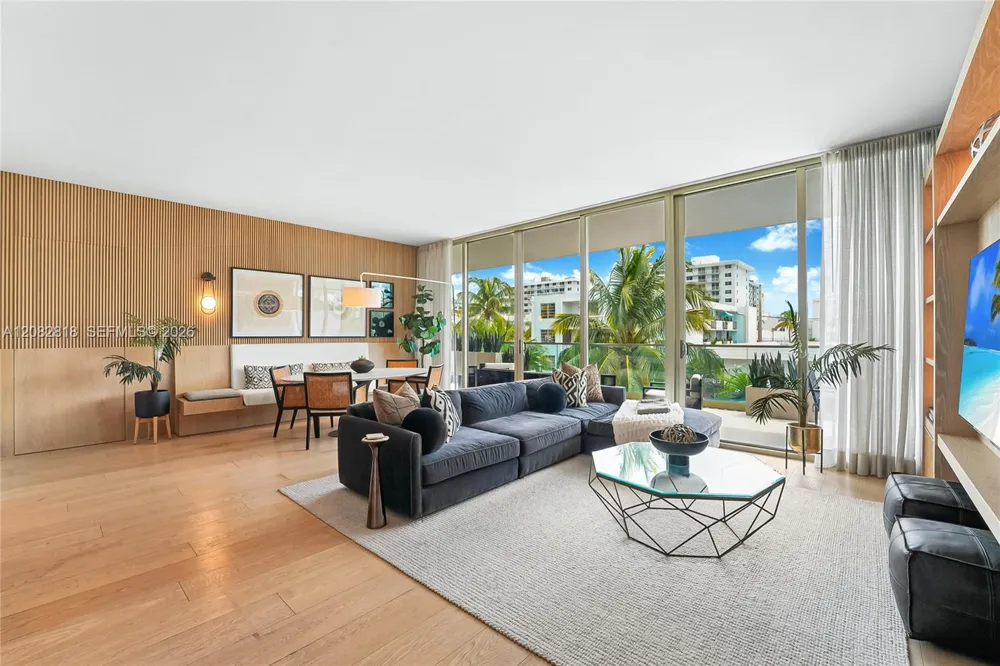 300 Collins Ave #3A Miami Beach, FL 33139