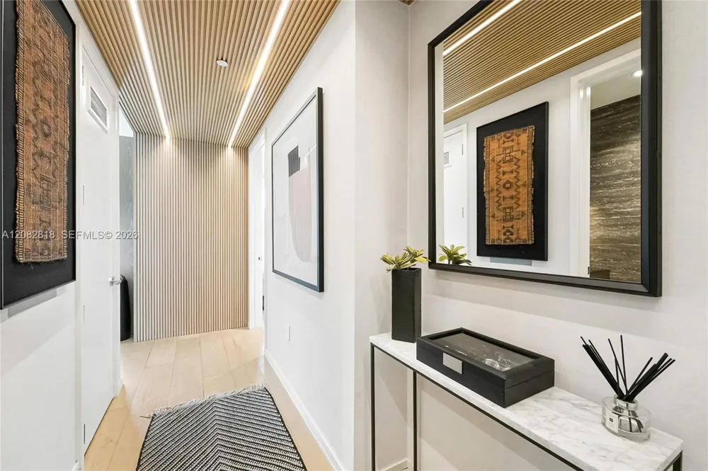 300 Collins Ave #3A Miami Beach, FL 33139