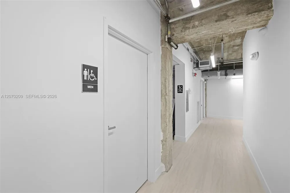 605 Lincoln Rd #500 Miami Beach, FL 33139