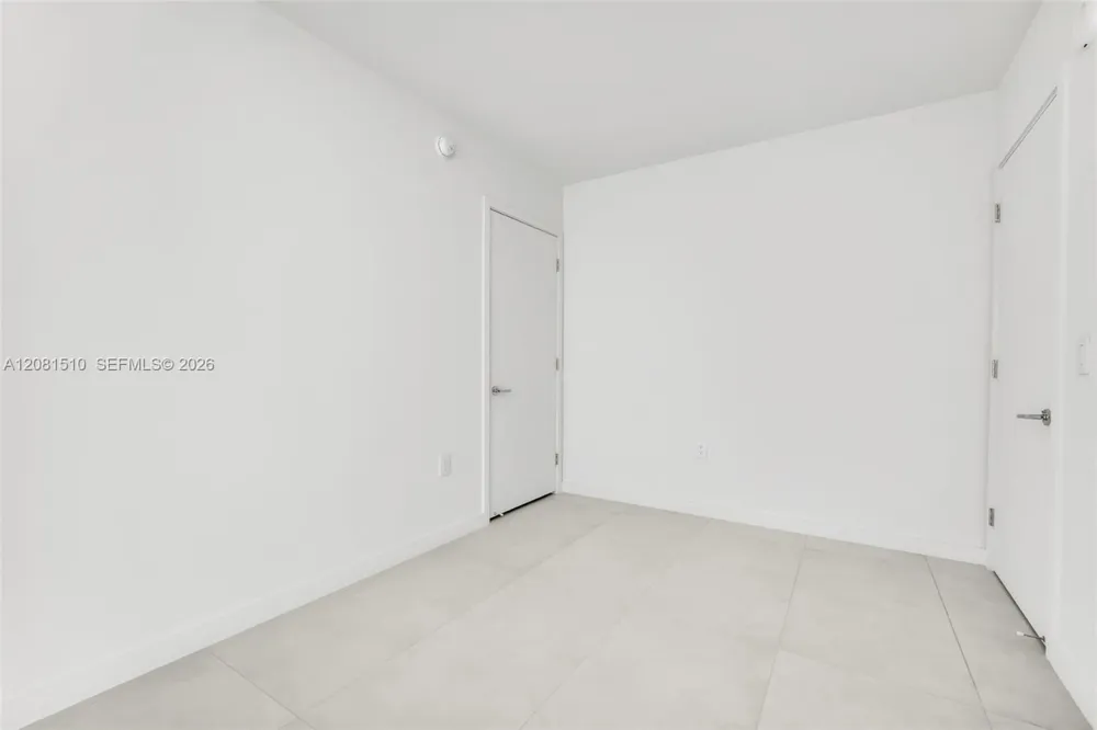 1400 biscayne blvd #602 Miami, FL 33132
