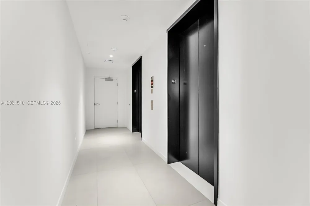 1400 biscayne blvd #602 Miami, FL 33132