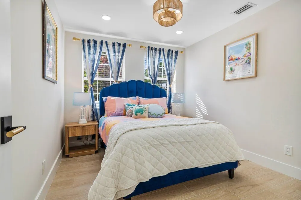 1920 SPANISH TRAIL Delray Beach, FL 33483