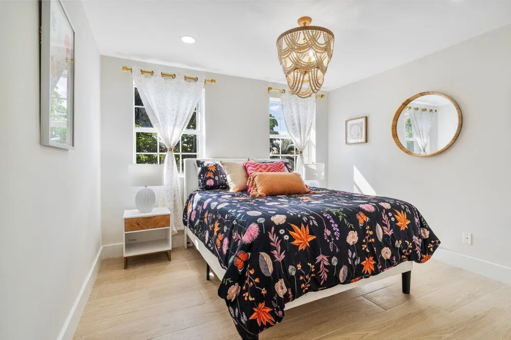 1920 SPANISH TRAIL Delray Beach, FL 33483