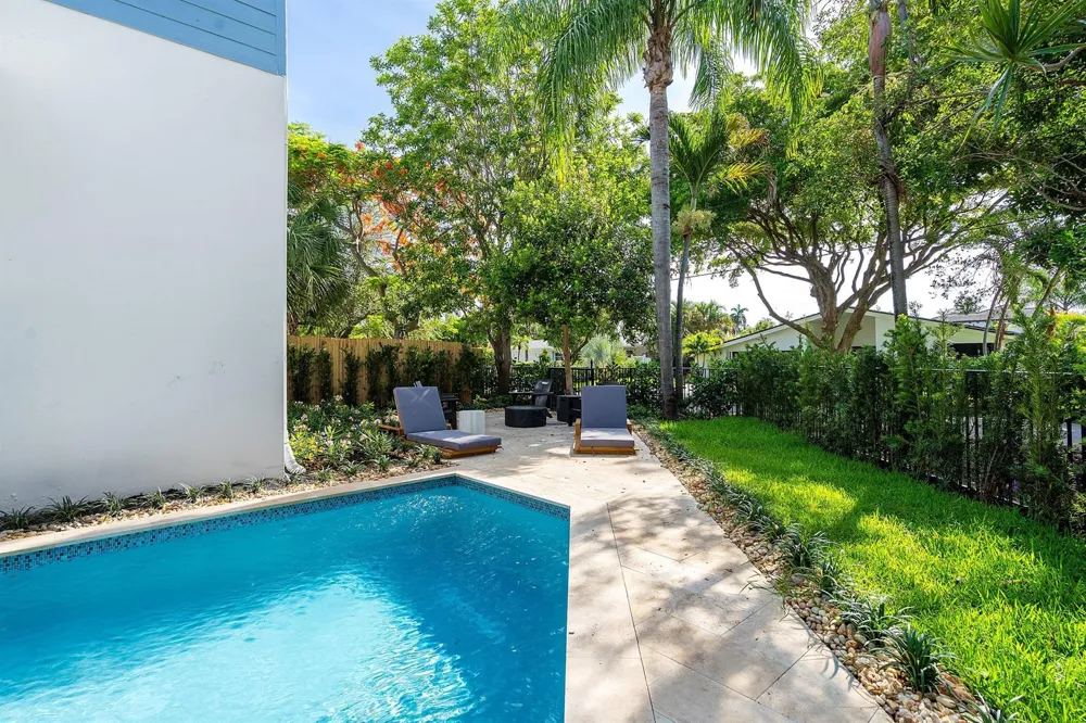 1920 SPANISH TRAIL Delray Beach, FL 33483