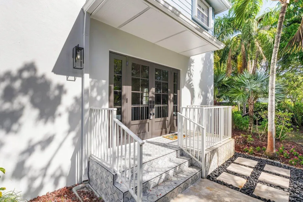 1920 SPANISH TRAIL Delray Beach, FL 33483