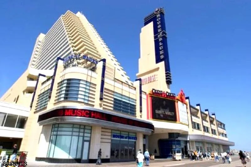 526 Atlantic Ave Atlantic City, NJ 08401