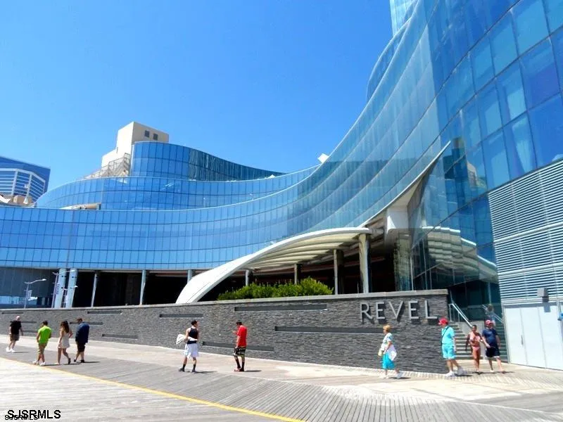 526 Atlantic Ave Atlantic City, NJ 08401