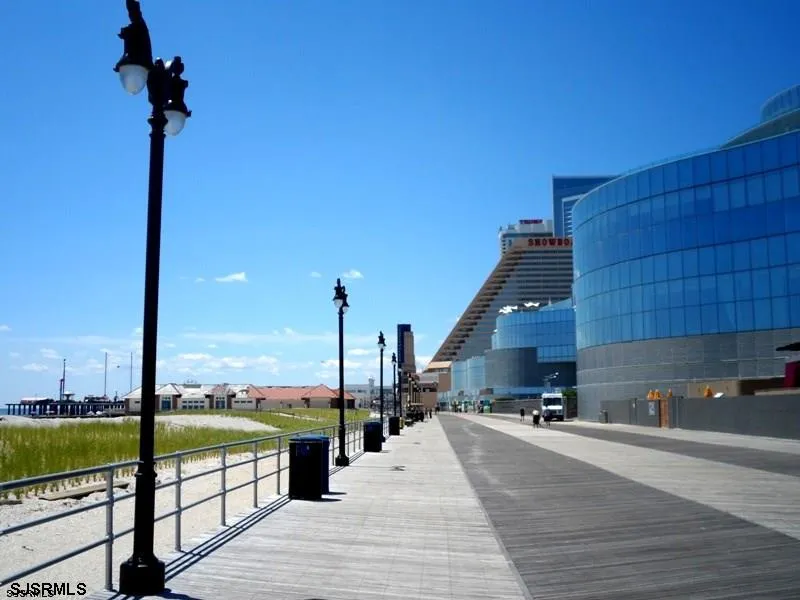 526 Atlantic Ave Atlantic City, NJ 08401