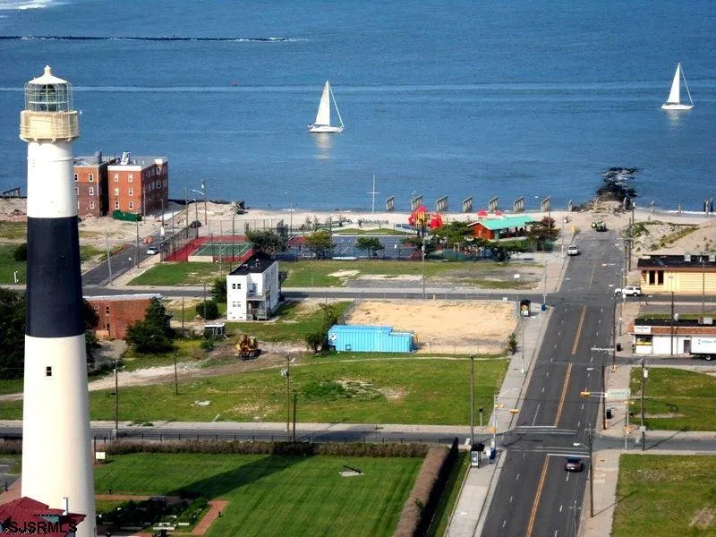 526 Atlantic Ave Atlantic City, NJ 08401
