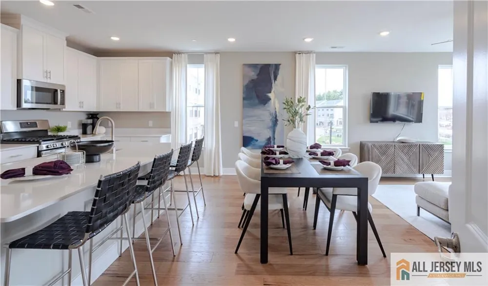 171 Leona Stewart Lane Pennington, NJ 08534
