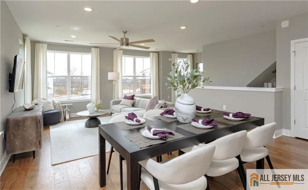 171 Leona Stewart Lane Pennington, NJ 08534