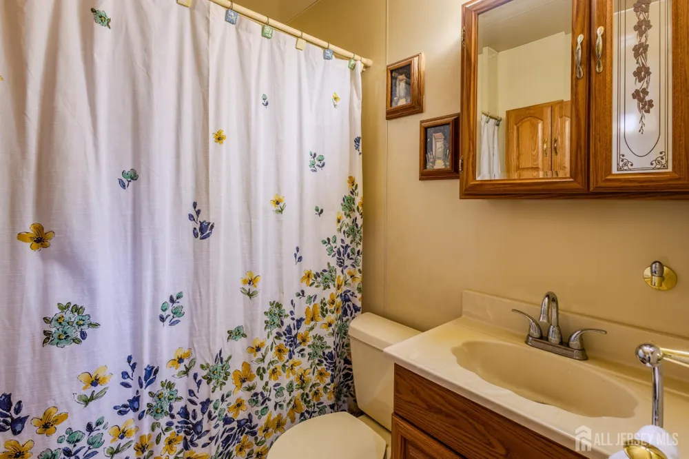 1530 Windrew Avenue South Plainfield, NJ 07080