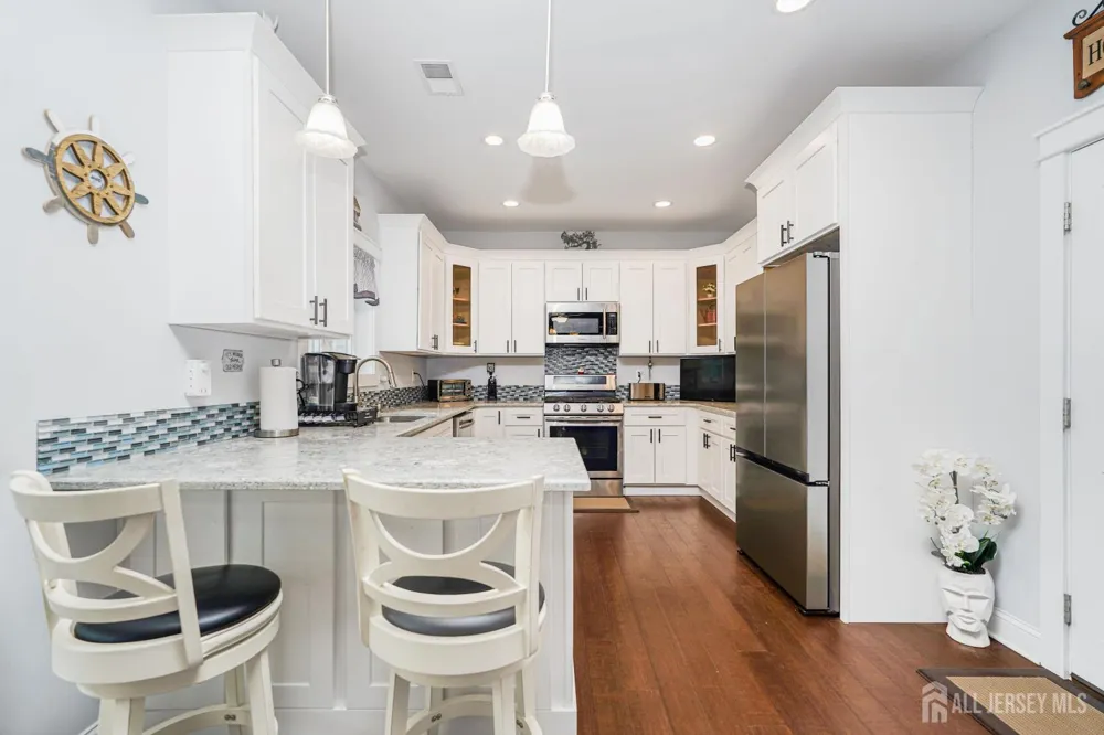 741 Beach Avenue Beachwood, NJ 08722