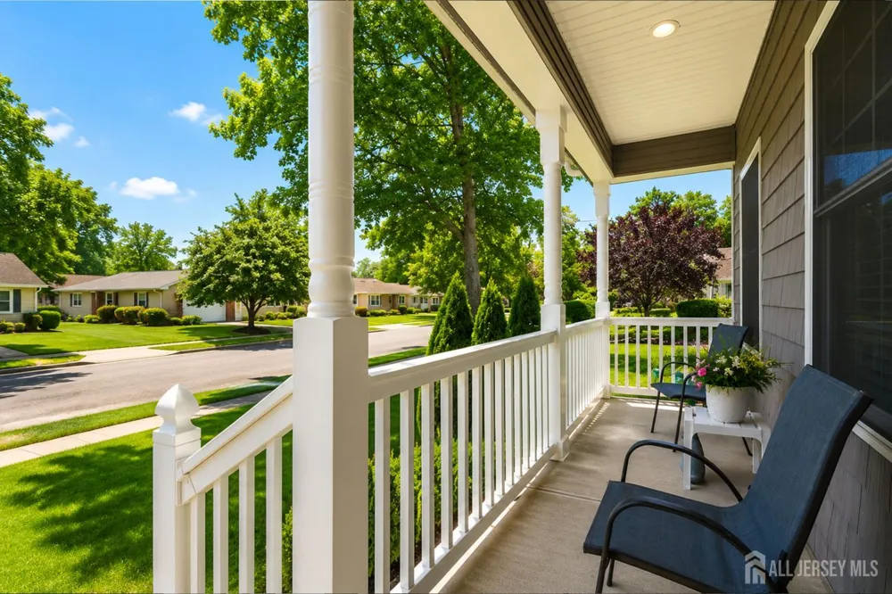 741 Beach Avenue Beachwood, NJ 08722
