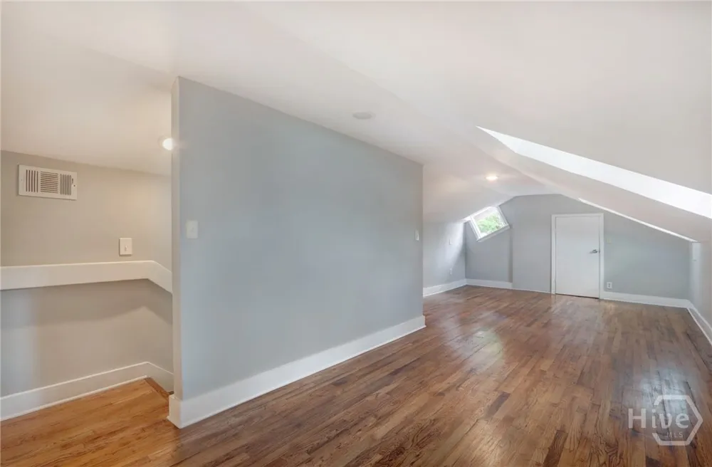 1317 seiler Savannah, GA 31404
