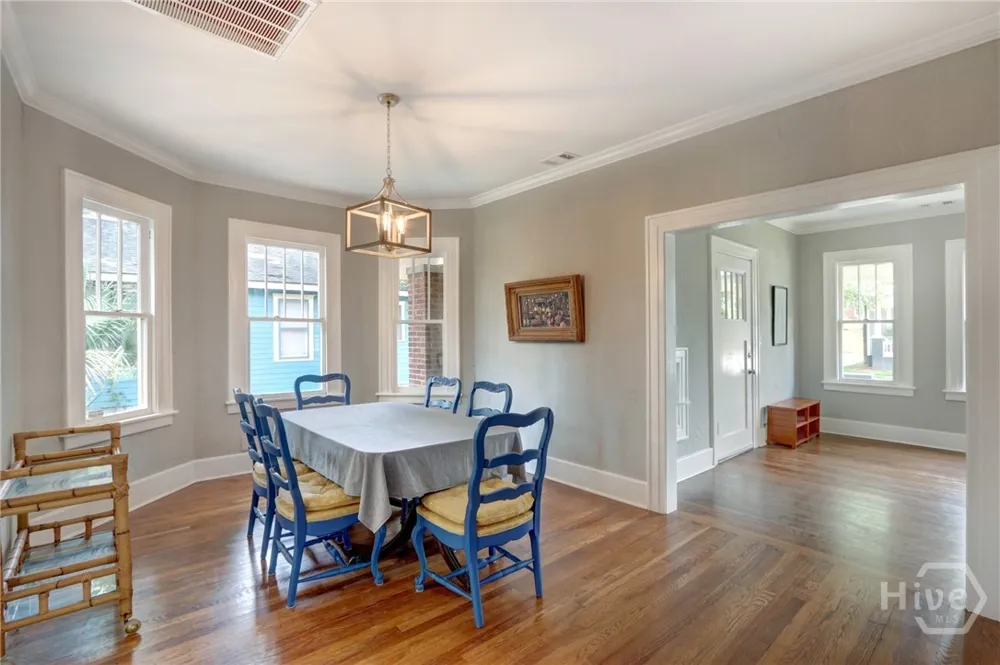 1317 seiler Savannah, GA 31404