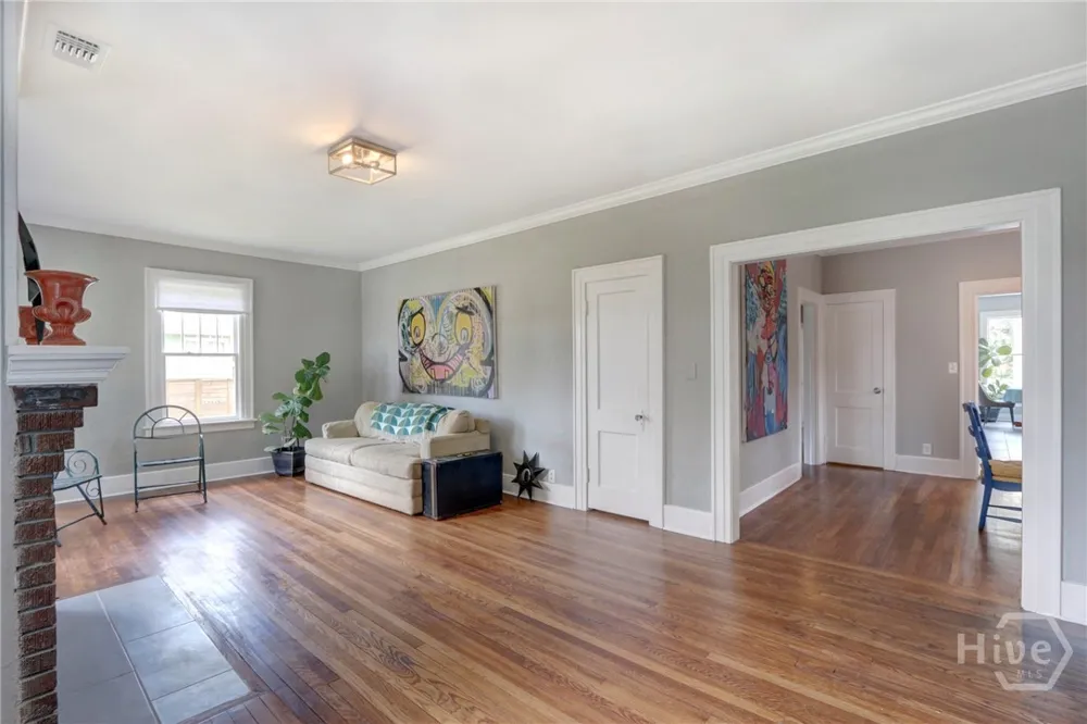 1317 seiler Savannah, GA 31404