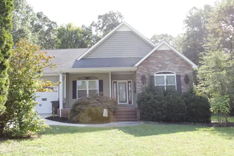 117 Carol Cir