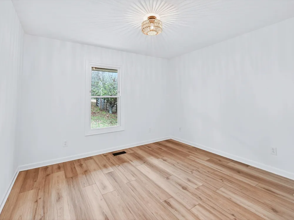 850 Hillwood Dr S Lewisburg, TN 37091