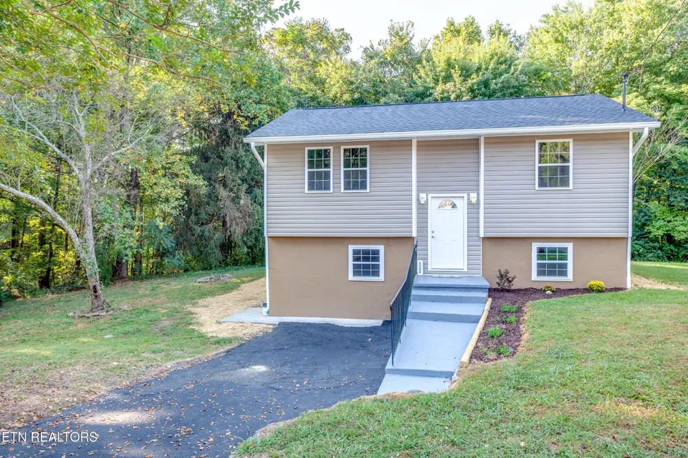 3300 Kendallmac Lane Knoxville, TN 37931