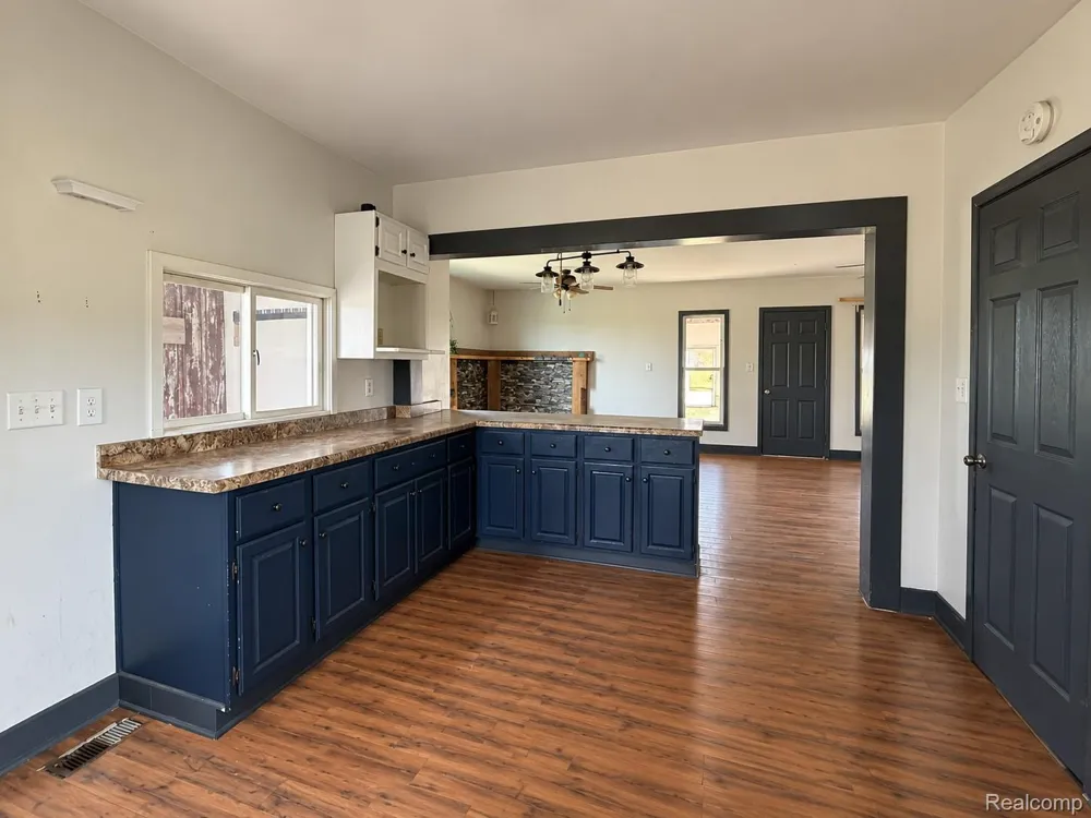 10500 S Waldron Road Wright Township, MI 49271